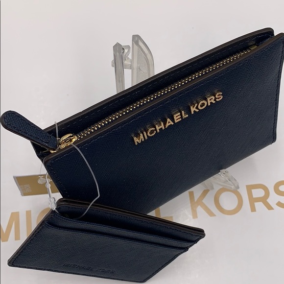 MICHAEL KORS JET SET TRAVEL MD CARRYALL W CRDCSE - Picture 4 of 16